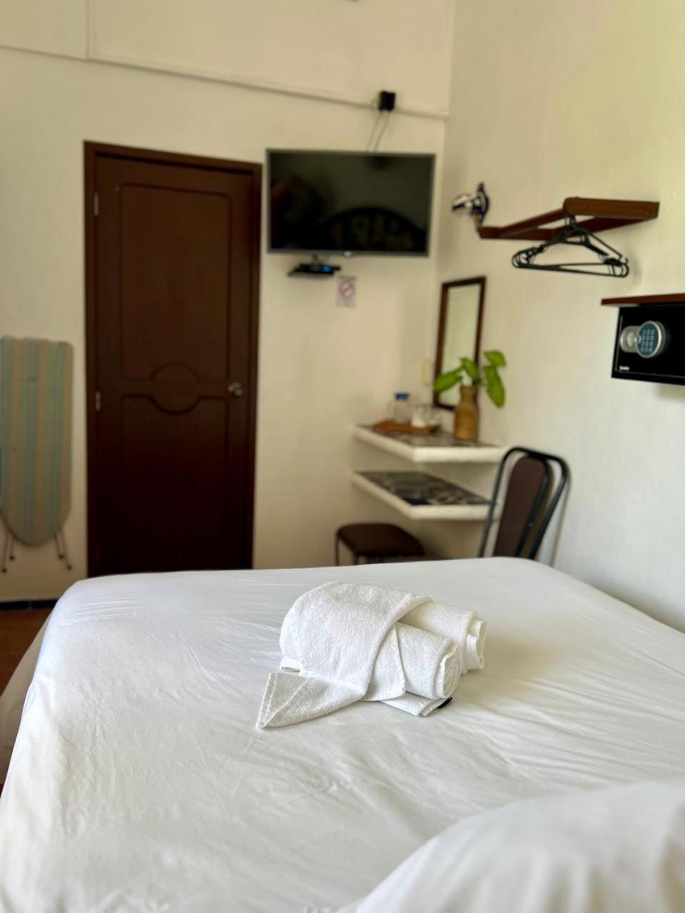 Hotel Mary Carmen Косумел Екстериор снимка